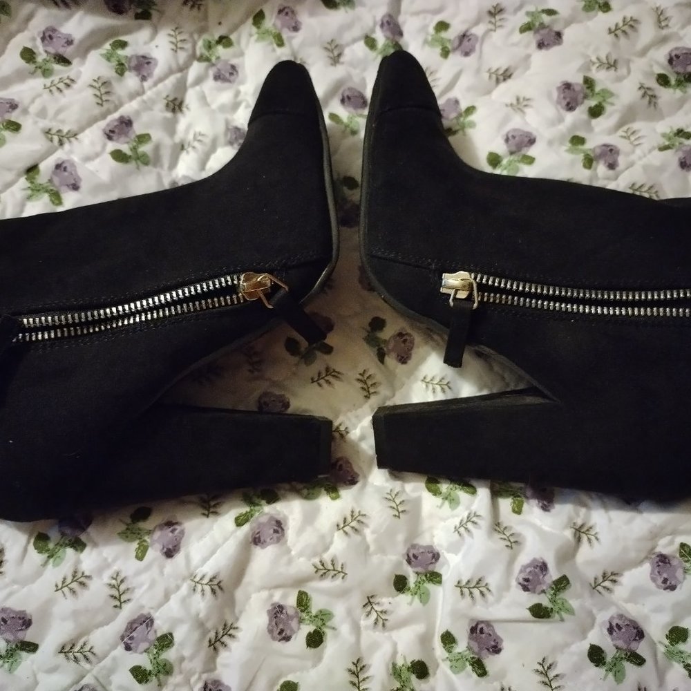 X2B - Picture 4 of 11